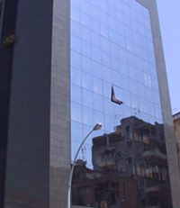 نمای فریم لس, سیستم فریم لس, نمای کرتین وال ، نمای شیشه ای فریم لس, نما, نمای فریم لس چیست, سیستم فول فریم لس, نصب آسان شیشه و تعویض آسان شیشه