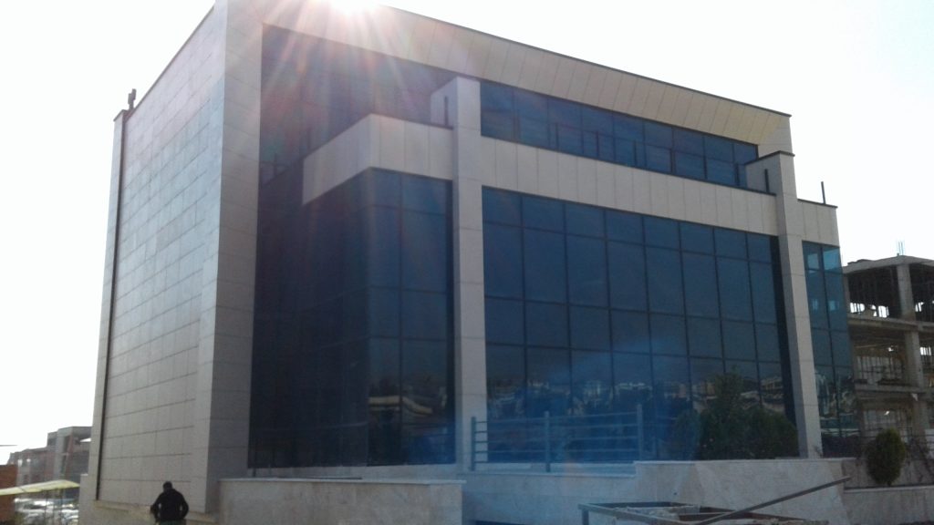معرفی نمای شیشه ای کرتین وال, مجری نمای کرتین وال فریم لس, نصاب کرتین وال, تهاتر تجهیزات و مصالح ساختمانی, قیمت نمای فریم لس, قیمت شیشه نما,معرفی نمای شیشه ای کرتین وال, مجری نمای کرتین وال فریم لس, نصاب کرتین وال, تهاتر تجهیزات و مصالح ساختمانی, قیمت نمای فریم لس, قیمت شیشه نما,